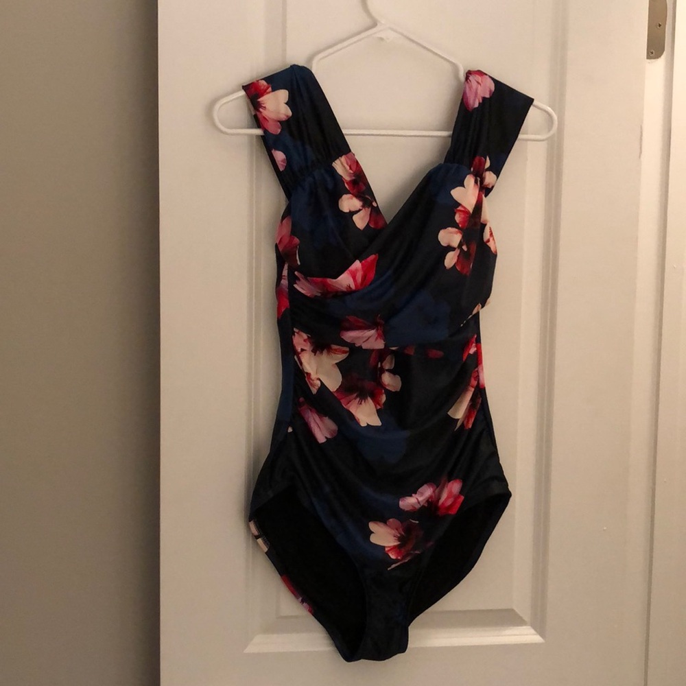 Swimsuits for all bathing suit Size 10 NWOT